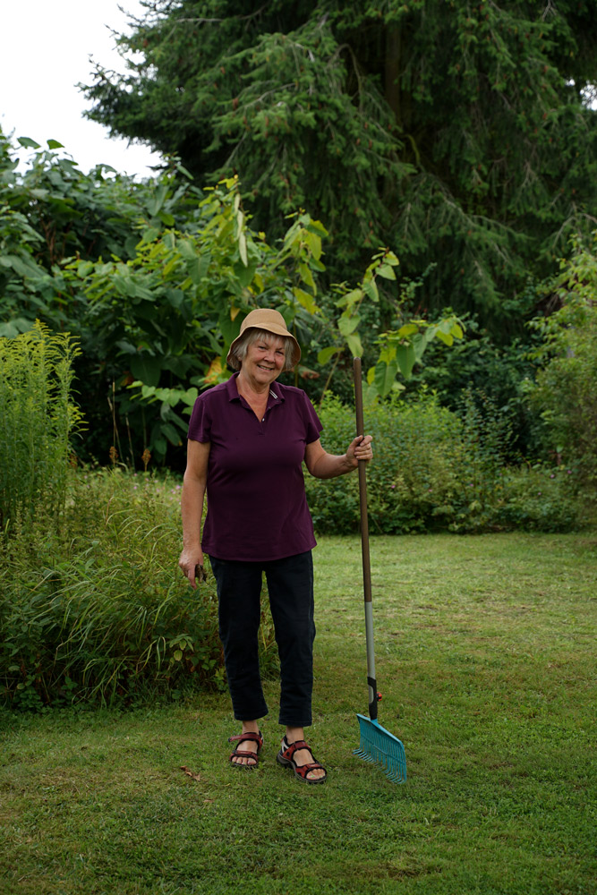 Portraitfoto Camping im Garten